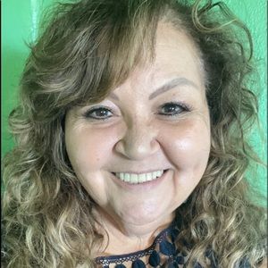 Meet your Posher, Angie